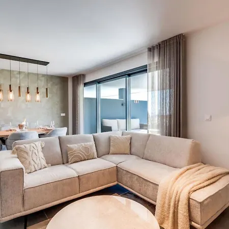 Luxe 6-persoons Met Grote Tuin In Oasis 325 Apartment