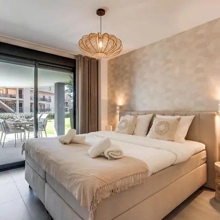 Apartment Luxe 6-persoons Met Grote Tuin In Oasis 325