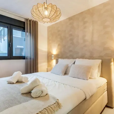 Apartment Luxe 6-persoons Met Grote Tuin In Oasis 325 *